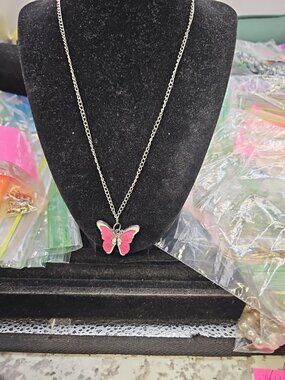 Necklace 20"inches  Silver-tone Pink  & White  Enamel  Butterfly Pendant Lobster